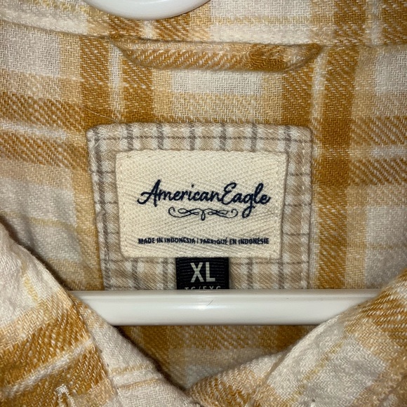 NEW American Eagle Cropped Flannel - Picture 5 of 5